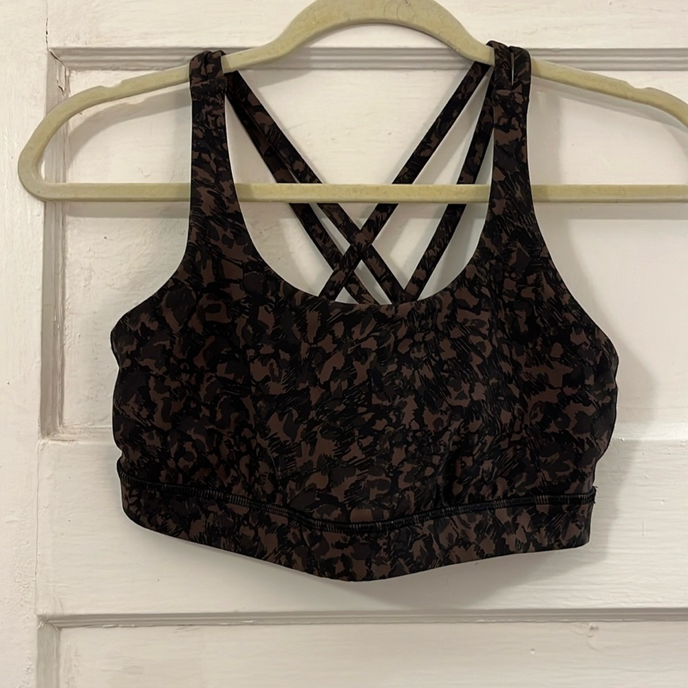 Lululemon sports bra - great condition!